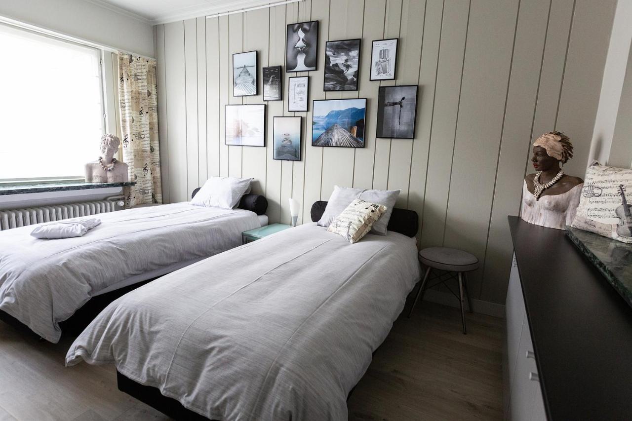 Bed 'N Blues **** Villa Halen ภายนอก รูปภาพ